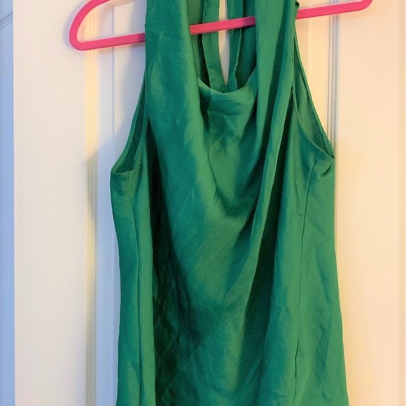 gorgeous deep green blouse - Picture 2 of 2